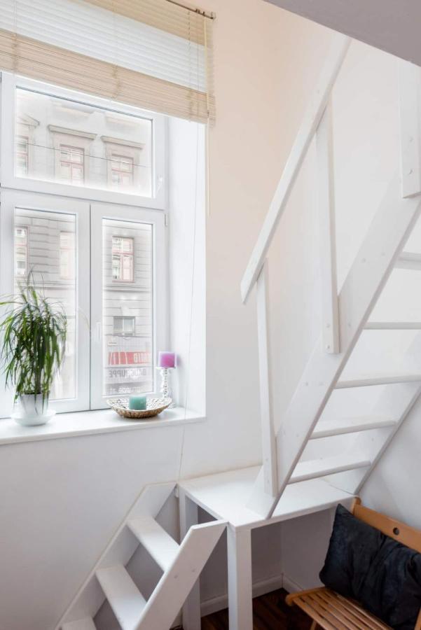 וינה Luxurious And Spacious 5 Min Walk To City Center, 1-2 מראה חיצוני תמונה