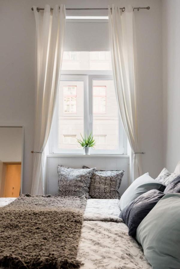וינה Luxurious And Spacious 5 Min Walk To City Center, 1-2 מראה חיצוני תמונה